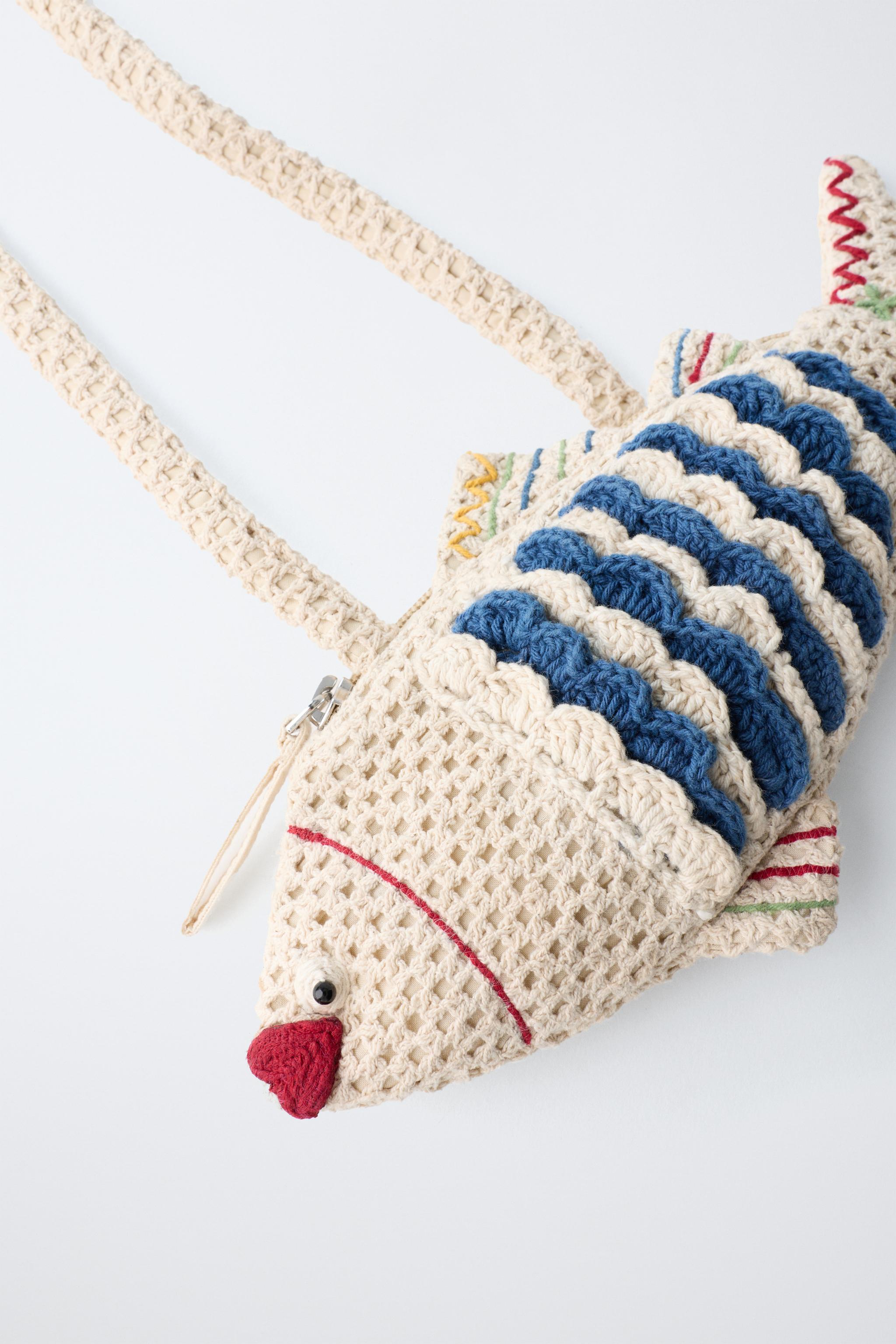 CROCHET FISH CROSSBODY BAG